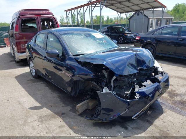  Salvage Toyota Yaris