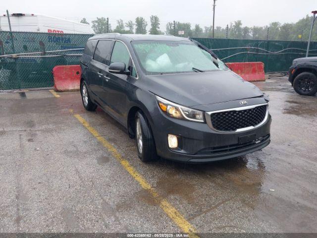  Salvage Kia Sedona