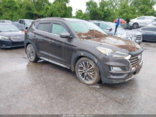  Salvage Hyundai TUCSON