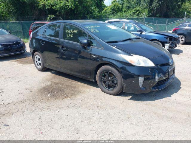  Salvage Toyota Prius
