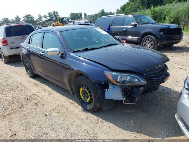  Salvage Chrysler 200