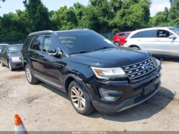  Salvage Ford Explorer