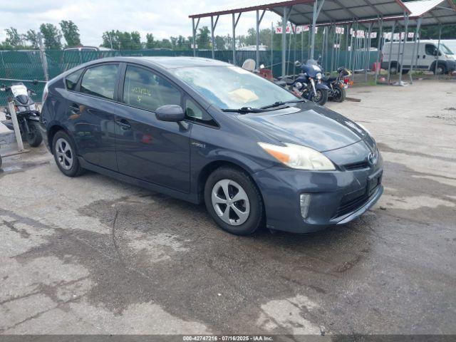  Salvage Toyota Prius