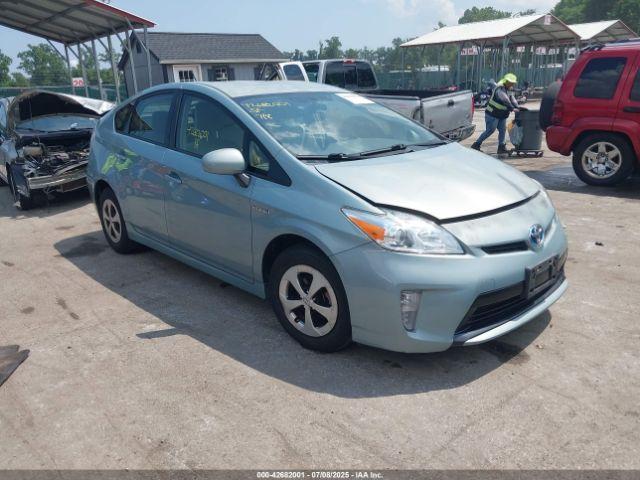  Salvage Toyota Prius