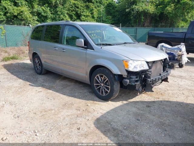  Salvage Dodge Grand Caravan