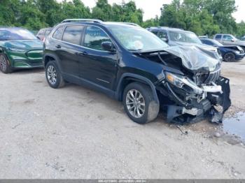  Salvage Jeep Cherokee