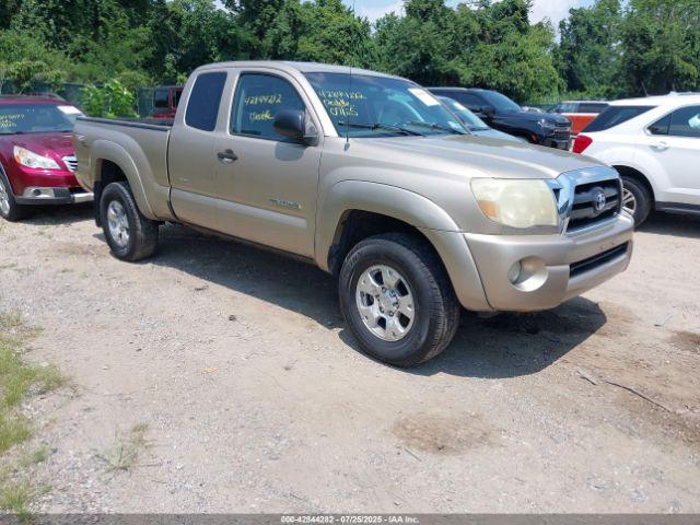  Salvage Toyota Tacoma