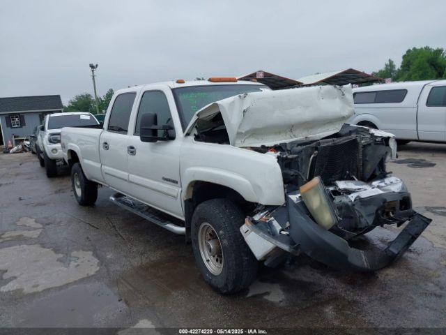  Salvage Chevrolet Silverado 2500