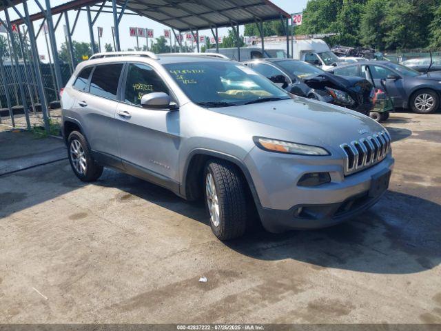 Salvage Jeep Cherokee