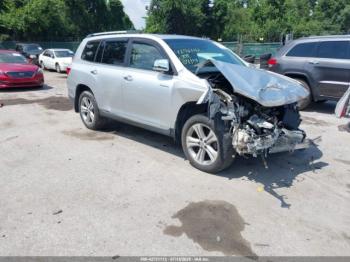  Salvage Toyota Highlander