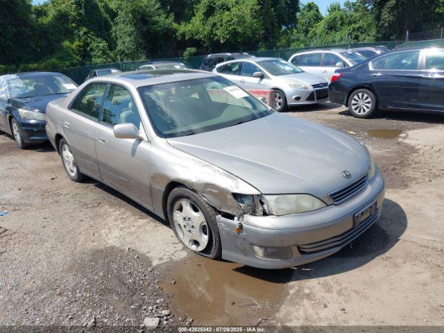  Salvage Lexus Es
