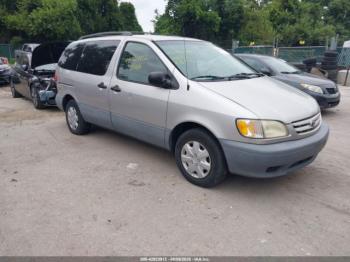  Salvage Toyota Sienna