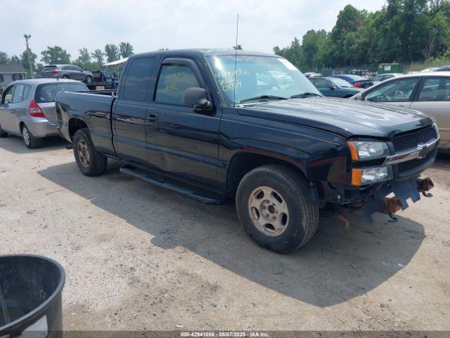  Salvage Chevrolet Silverado 1500