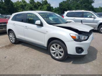  Salvage Mitsubishi Outlander