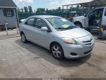 Salvage Toyota Yaris