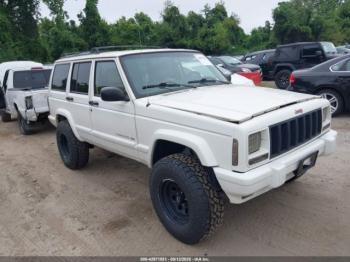  Salvage Jeep Cherokee