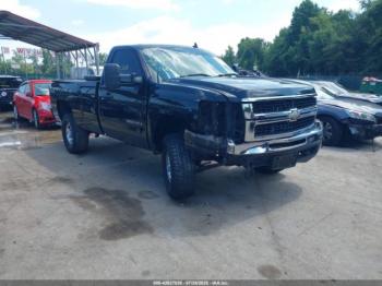  Salvage Chevrolet Silverado 2500
