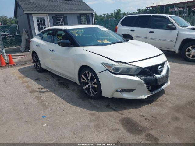  Salvage Nissan Maxima