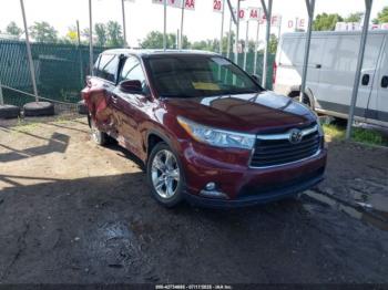  Salvage Toyota Highlander