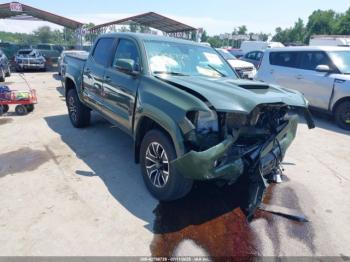  Salvage Toyota Tacoma