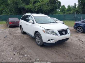  Salvage Nissan Pathfinder