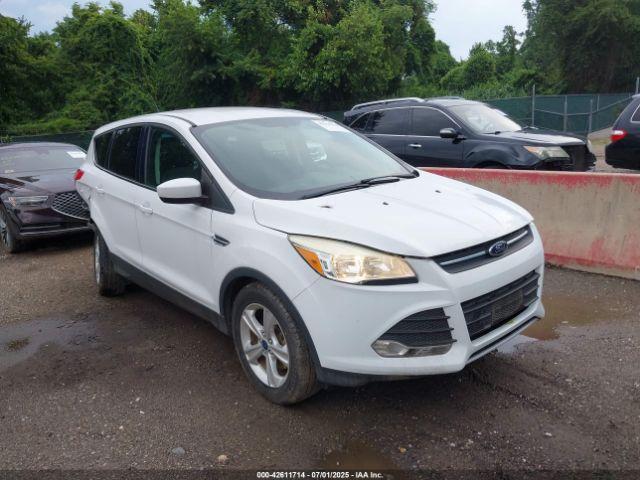  Salvage Ford Escape