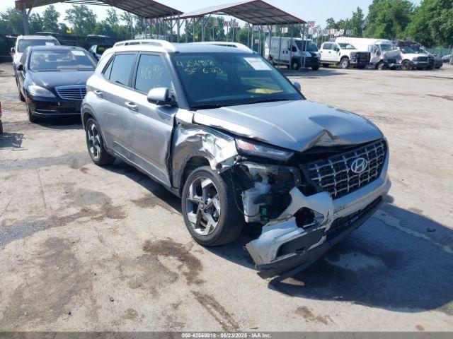  Salvage Hyundai VENUE