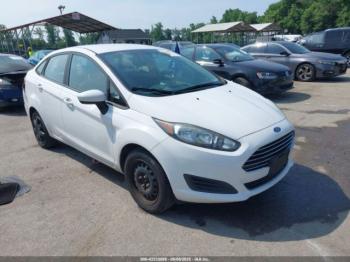 Salvage Ford Fiesta
