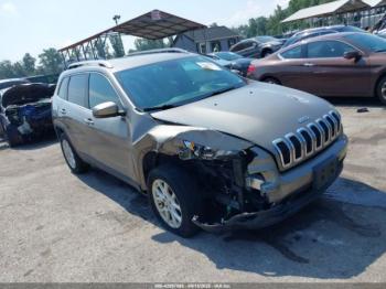  Salvage Jeep Cherokee
