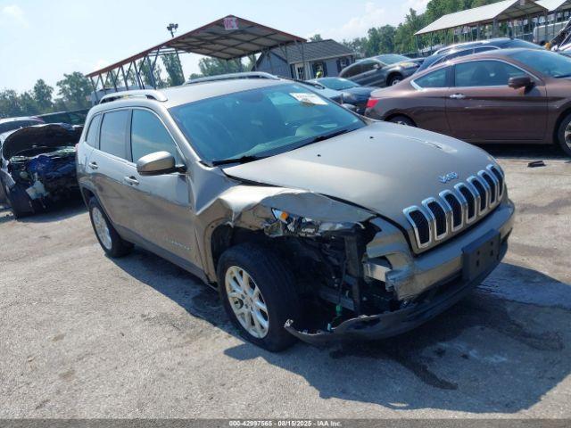  Salvage Jeep Cherokee