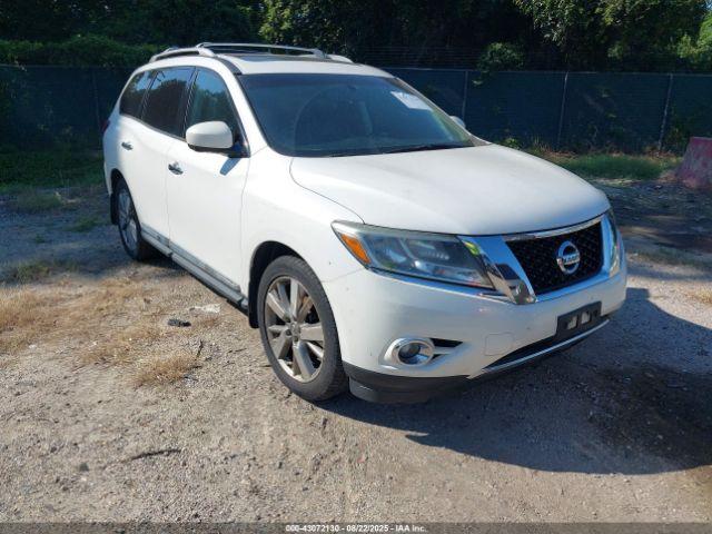  Salvage Nissan Pathfinder