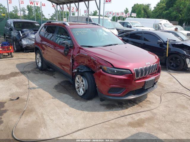 Salvage Jeep Cherokee