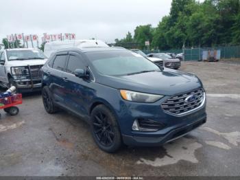  Salvage Ford Edge