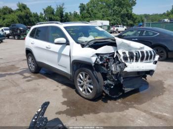  Salvage Jeep Cherokee