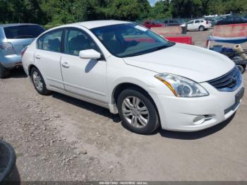  Salvage Nissan Altima