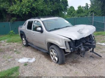  Salvage Chevrolet Avalanche 1500