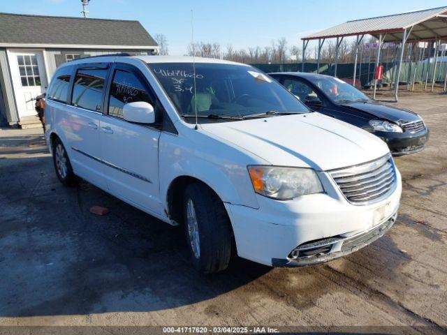  Salvage Chrysler Town & Country