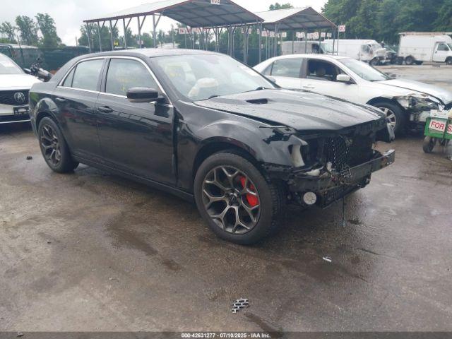  Salvage Chrysler 300c