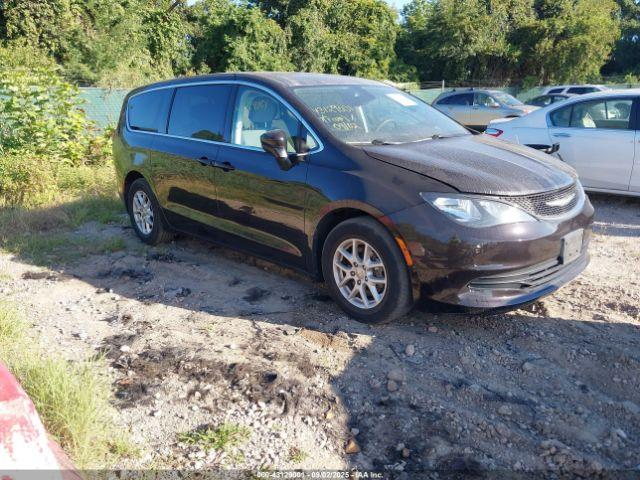  Salvage Chrysler Pacifica