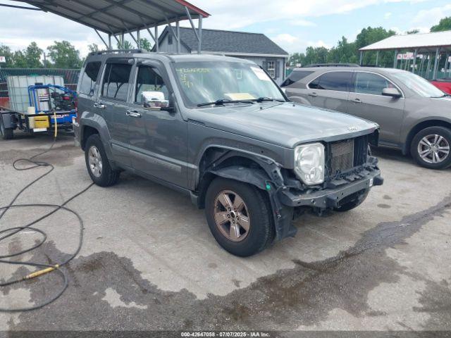  Salvage Jeep Liberty