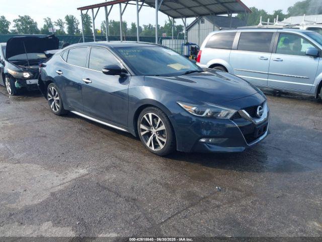  Salvage Nissan Maxima