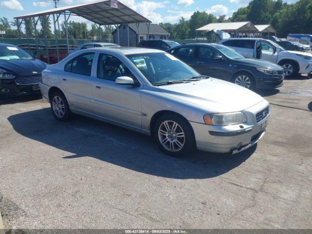  Salvage Volvo S60