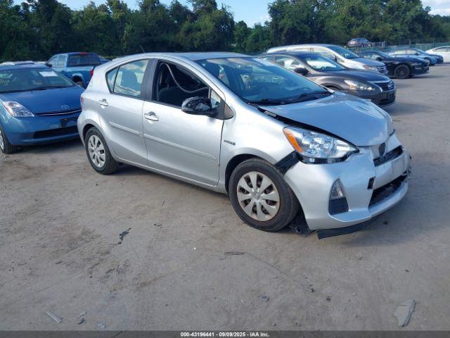  Salvage Toyota Prius c
