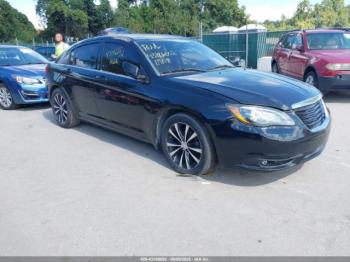  Salvage Chrysler 200
