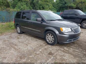  Salvage Chrysler Town & Country