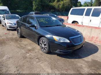  Salvage Chrysler 200
