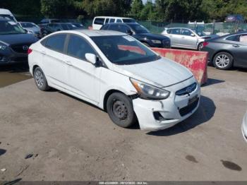  Salvage Hyundai ACCENT