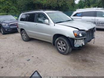  Salvage Toyota Highlander