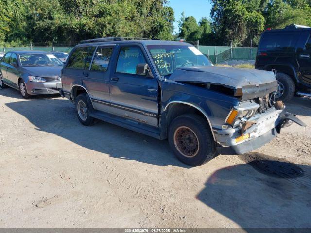  Salvage Chevrolet Blazer