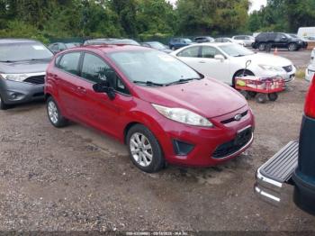  Salvage Ford Fiesta